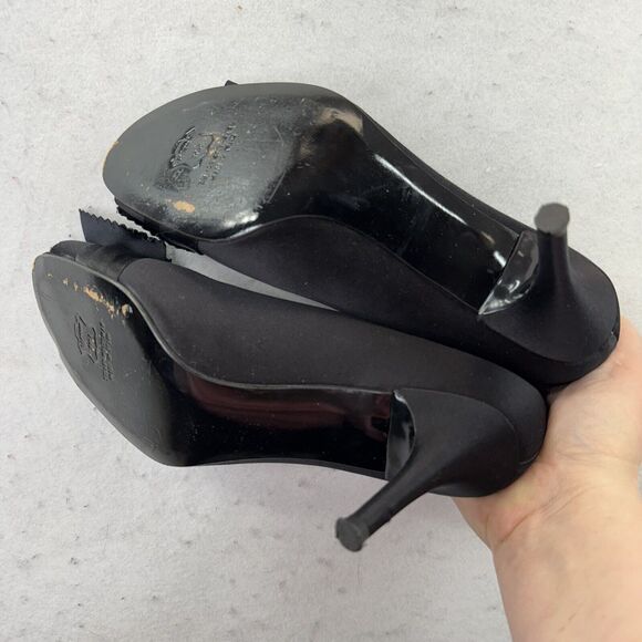 STUART WEITZMAN Women Sz 9.5 Black Satin Peep Toe Bow Stiletto Heels GIGIRITZ 3” - Picture 10 of 13